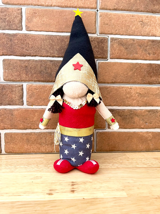 Gnome Wonder Woman Galla